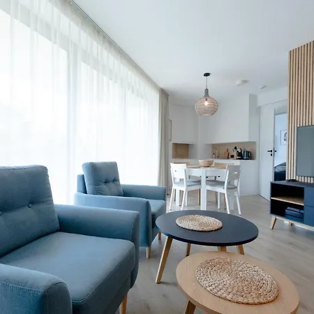 Pinea De Lux By Major Domus