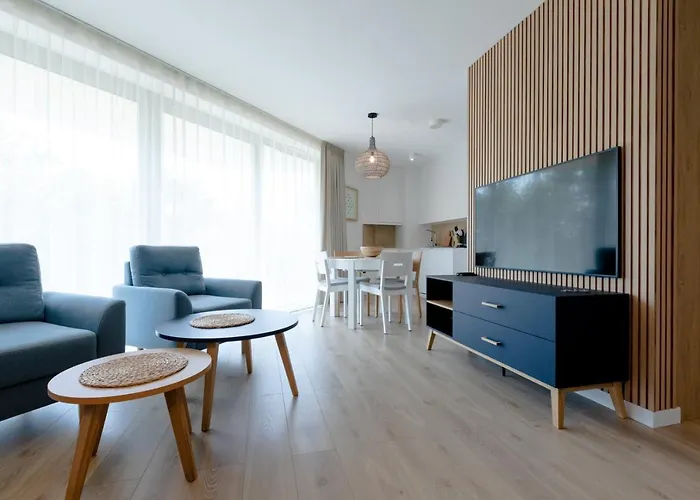 Pinea De Lux By Major Domus